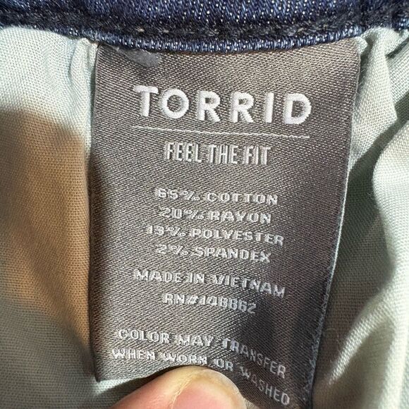 Torrid Super Soft Jeggings Womens 26R Blue Denim Skinny Stretch Plus Size Jeans - Picture 4 of 8